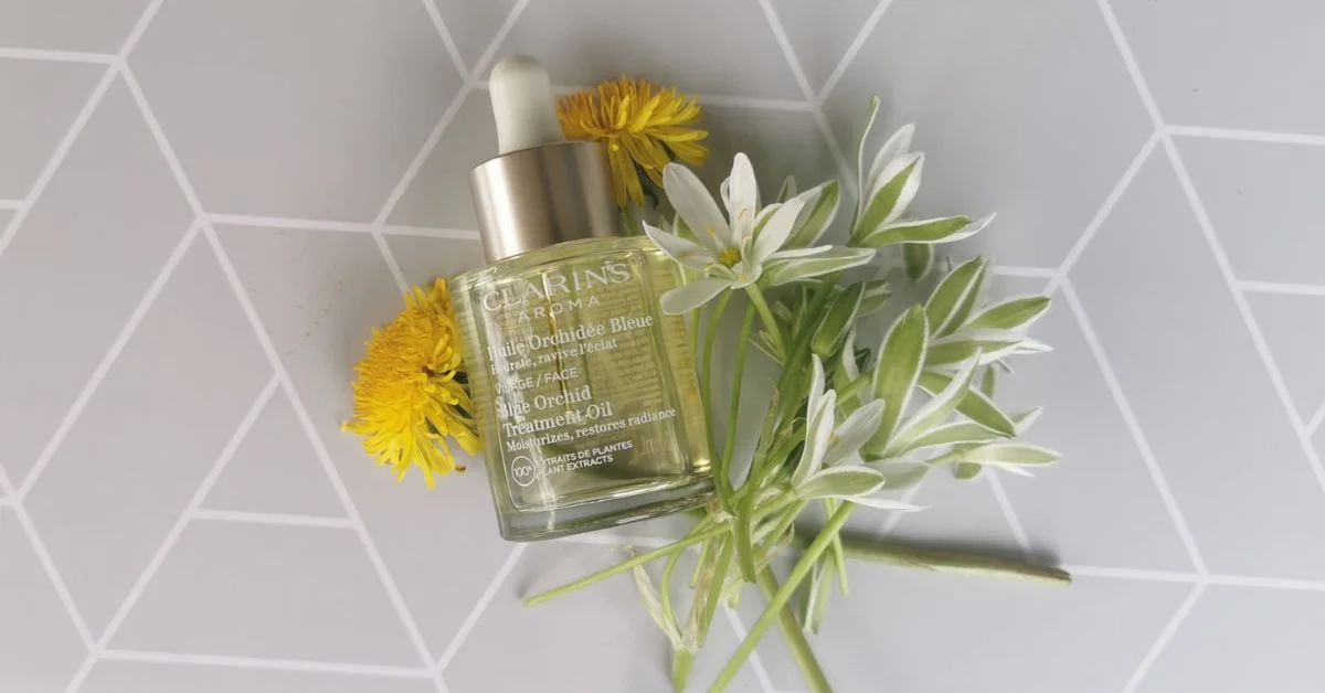 Clarins Blue Orchid Face Treatment Oil Review Cover